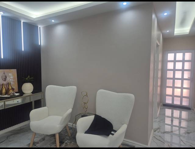 3 BEDROOM TOWNHOUSE FOR SALE IN SUNNINGDALE